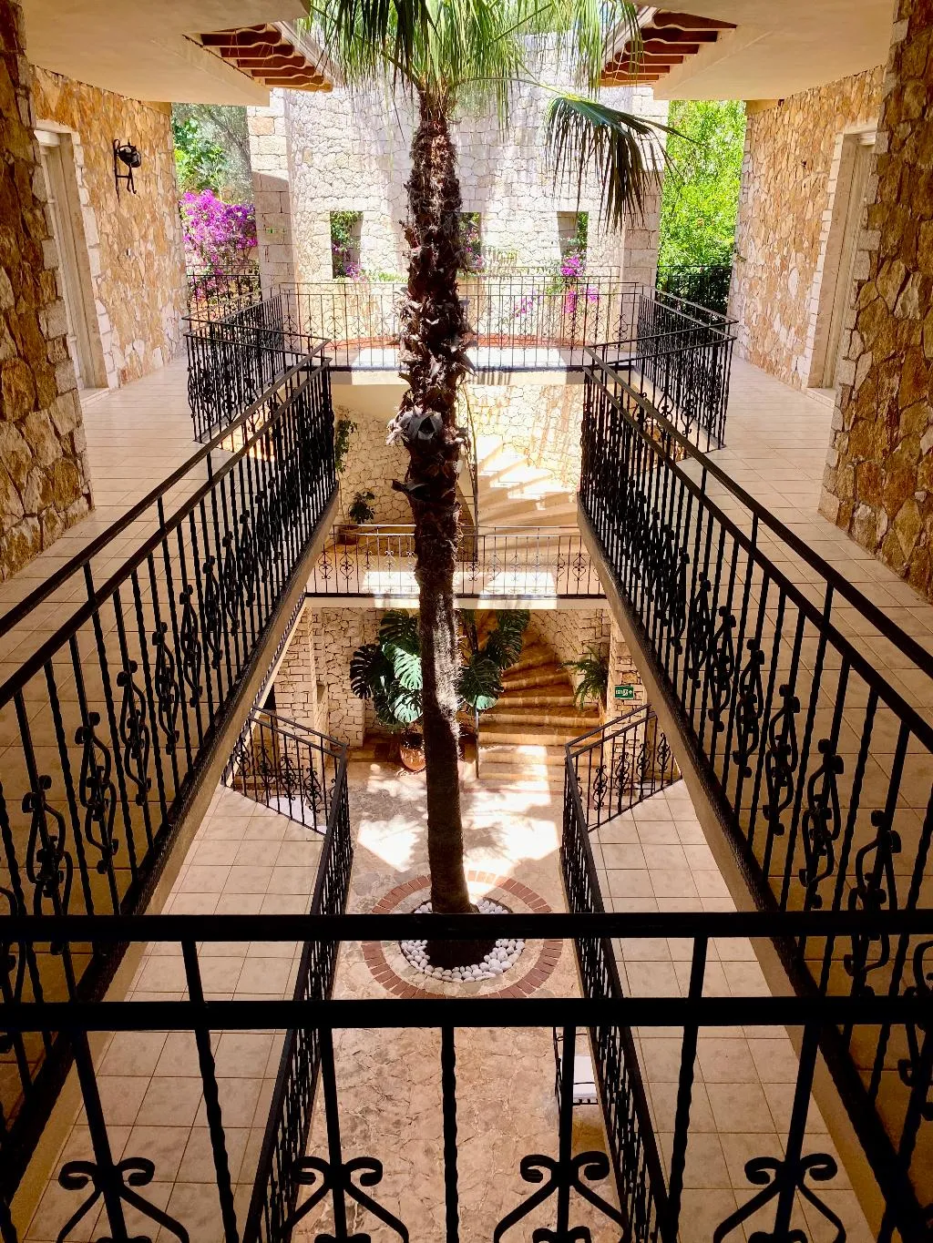 Lobby, Tamara Prive Adult Only+12, Dalaman