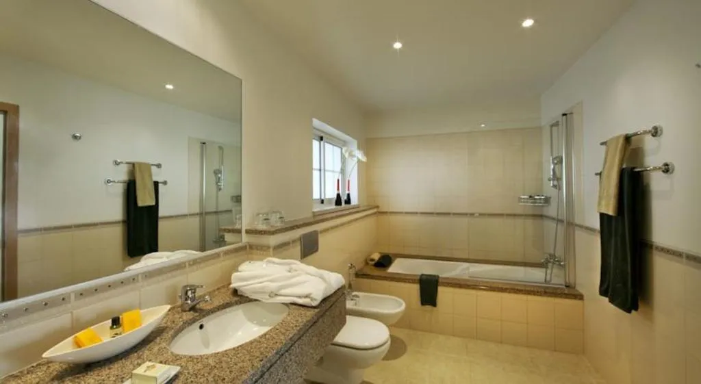 APARTMENT POOL VIEW TWO BEDROOMS Room, Vale D'Oliveiras Quinta Resort and Spa, Algarve