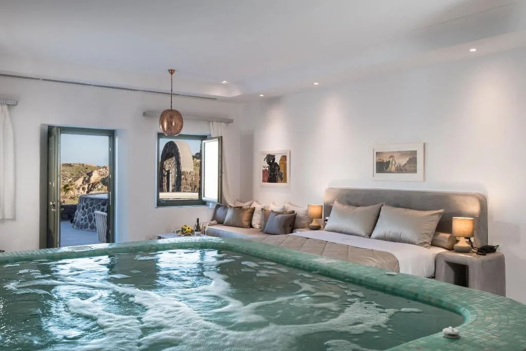 Room, Elements of Caldera Suites, Santorini