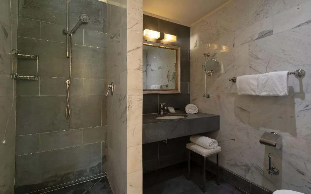 DOUBLE ANNEX Room, Hotel Principe Torlonia, Rome