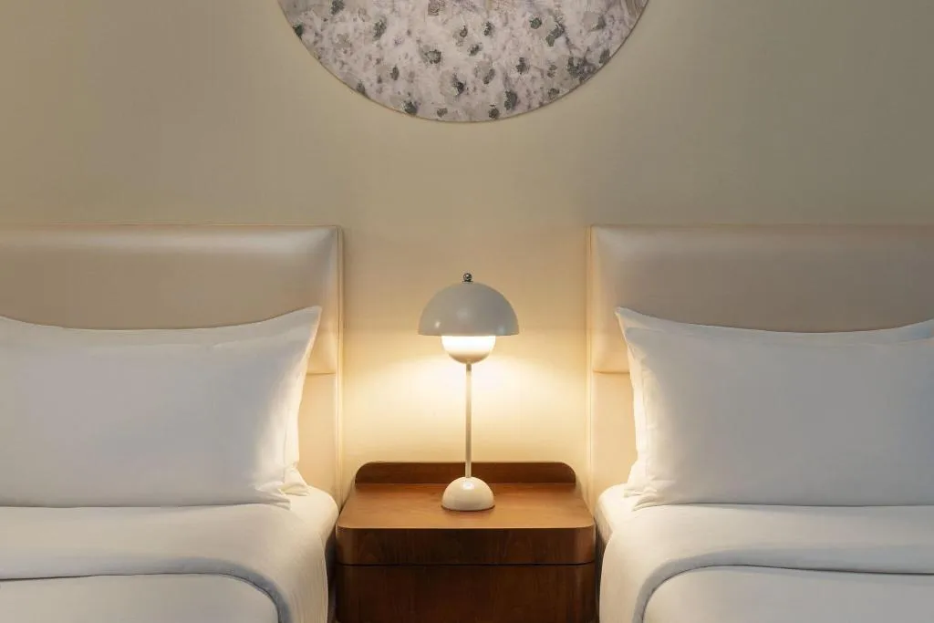 Room, Majestic Cove Hotel, Dubai