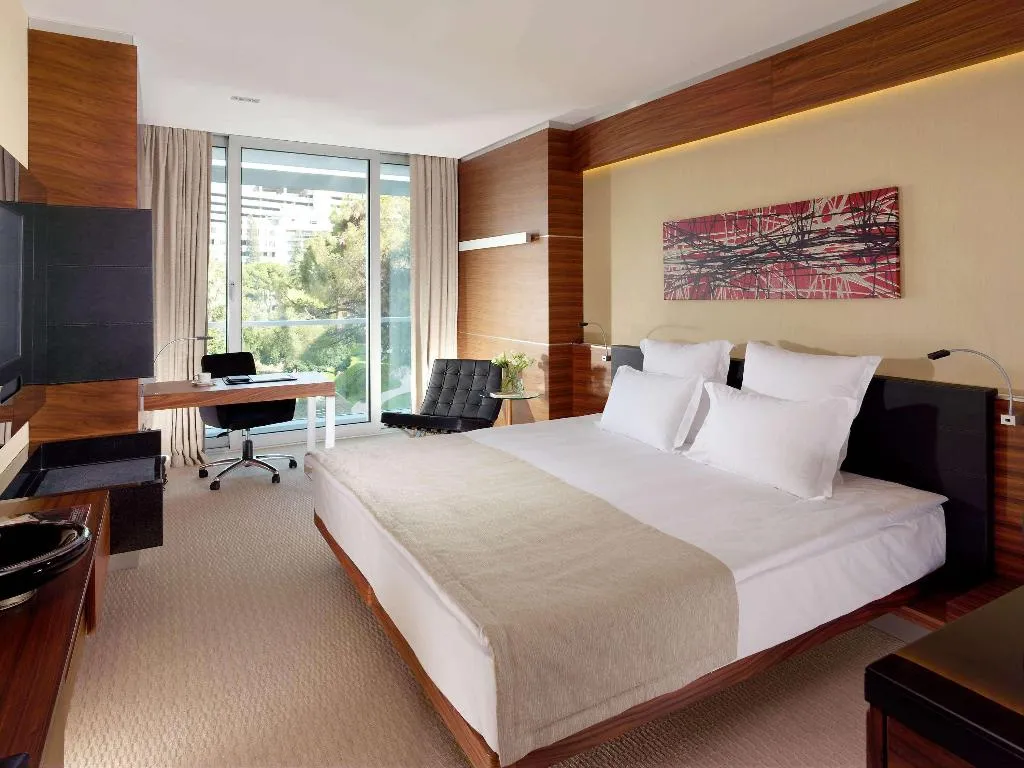DOUBLE CITY VIEW Room, Swissotel Buyuk Efes Izmir, Izmir