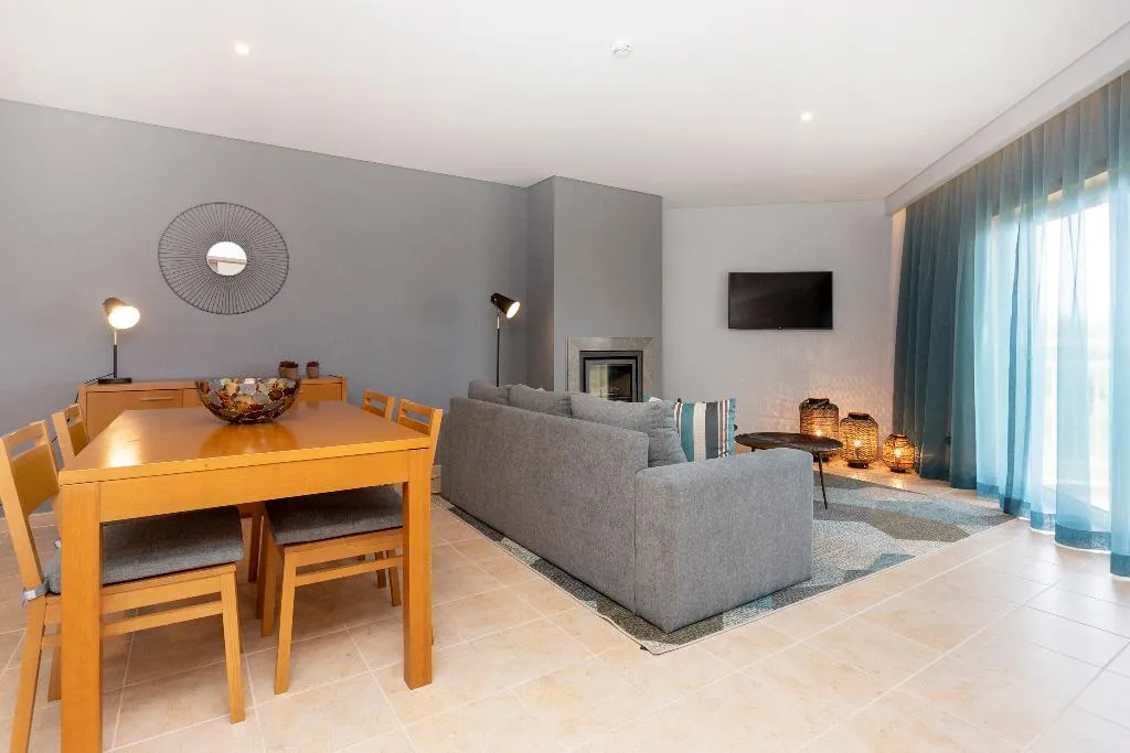 APARTMENT THREE BEDROOMS Room, Placid Village, Algarve
