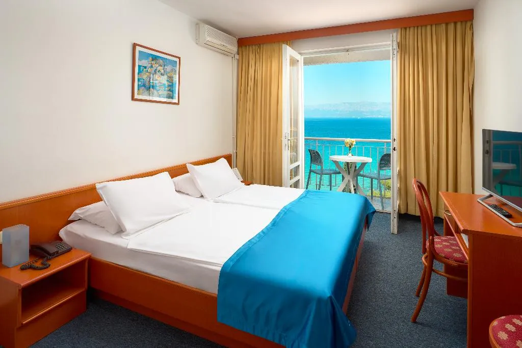 FAMILY ROOM SEA VIEW CAPACITY 4 Room, Hotel Faraon, Dubrovnik