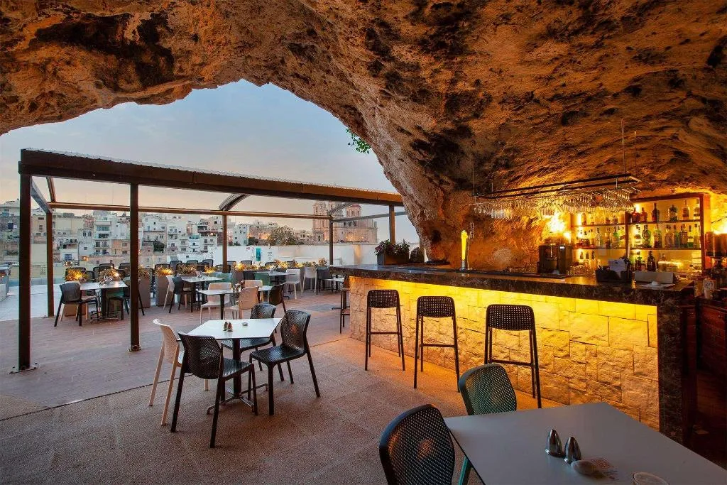 Bar, Pergola Hotel & Spa, Malta