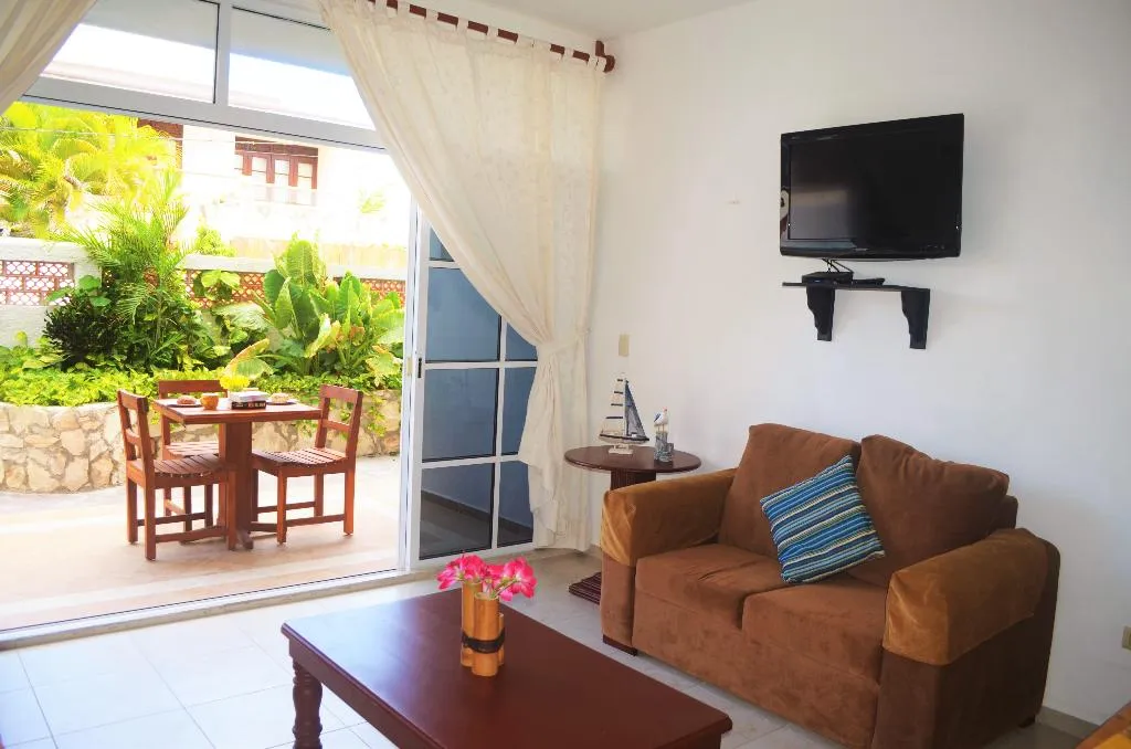 JUNIOR SUITE GARDEN VIEW Room, Corales Suites, Cancun Area