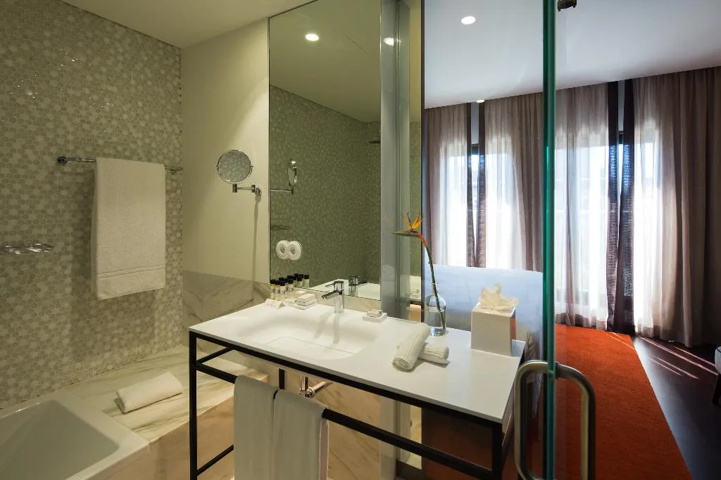 Double or Twin DELUXE Room, Pestana Porto - A Brasileira Premium City Center, Porto