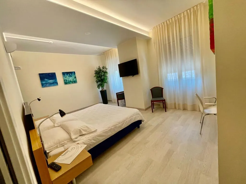 DOUBLE STANDARD Room, Hotel San Pancrazio, Milan