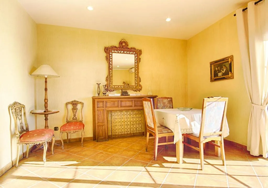 Room, Hotel Rural Sierra Tejeda, Andalucia