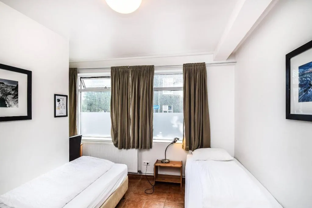 Room, Aurora Guesthouse, Reykjavik