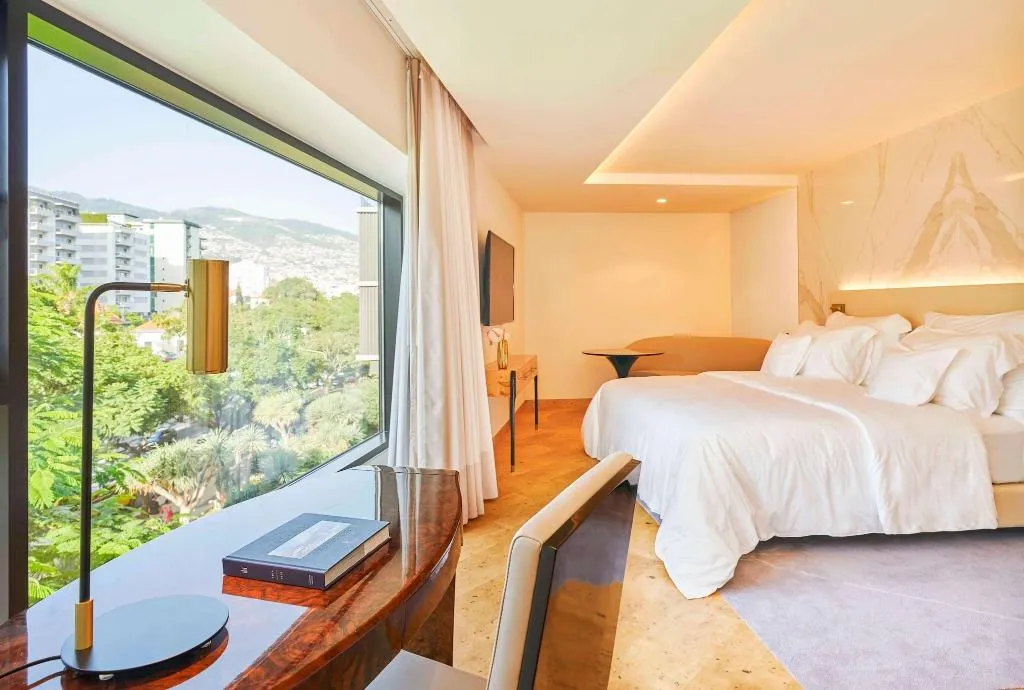 Room, Savoy Palace The Leading Hotels of the World, Madeira