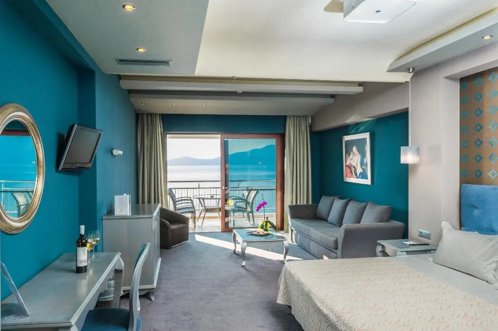 Room, Odyssey, Kefallinia