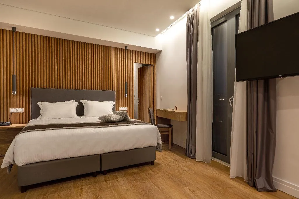 JUNIOR SUITE STANDARD Room, Glyfada Riviera Hotel, Athens