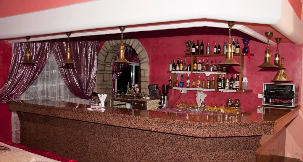 Bar, Dar Eddaya, Rabat