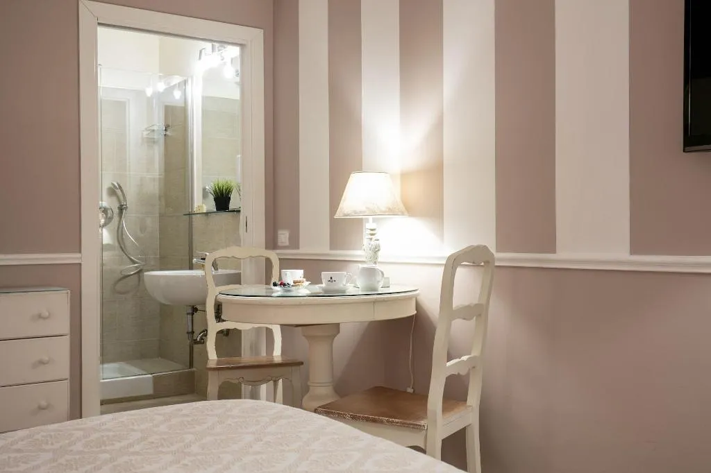 Room, B B Emozioni Fiorentine, Florence
