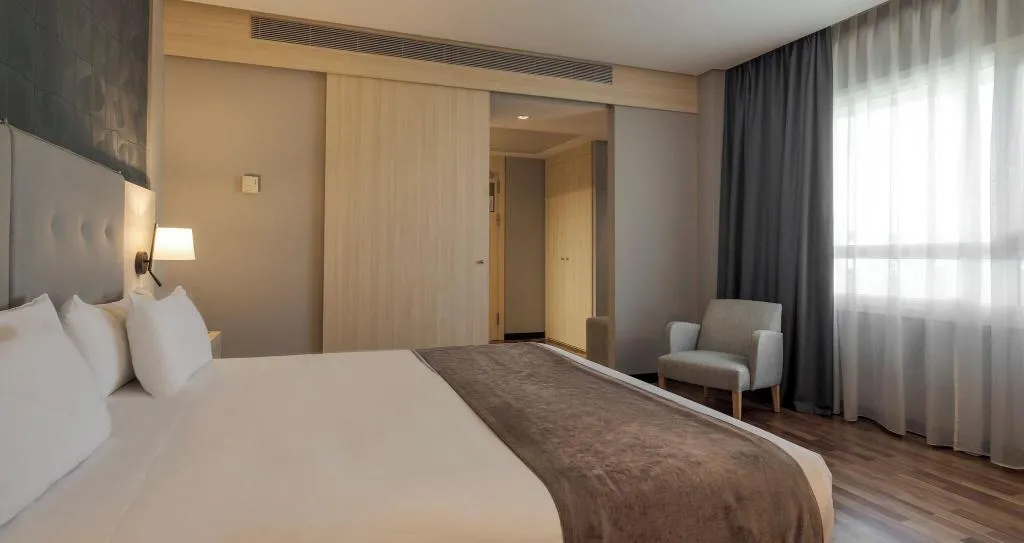 SINGLE STANDARD Room, Ilunion Pio XII, Madrid