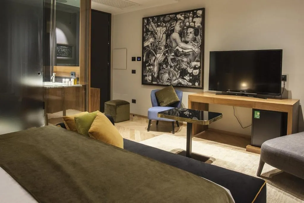 FAMILY ROOM CAPACITY 4 Room, Triviho, Rome