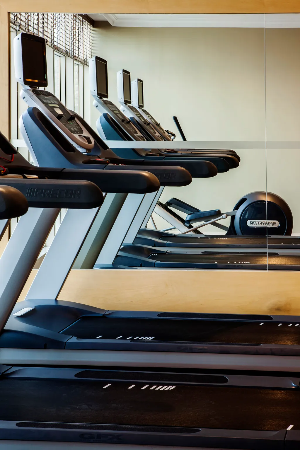 Sports and Entertainment, Corniche Hotel Sharjah, Dubai