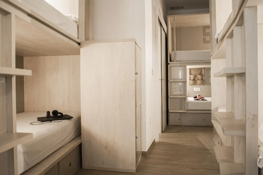 Bed in dormitory CAPACITY 8 Room, Room Salvador, Seville