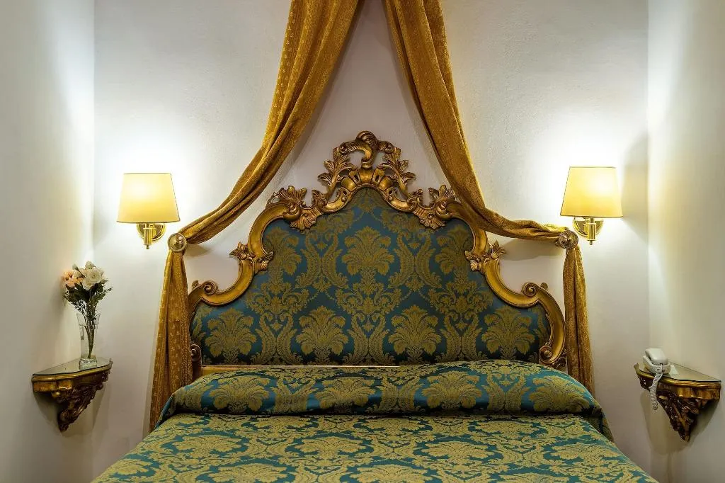 Room, Hotel Al Vagon, Venice
