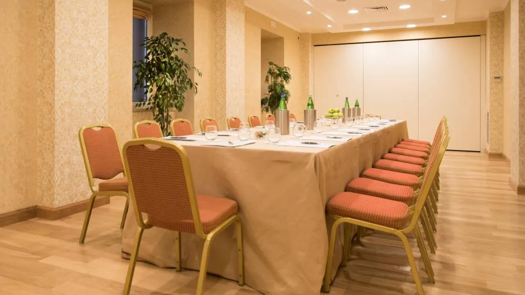 Conferences, Diana Roof Garden, Rome