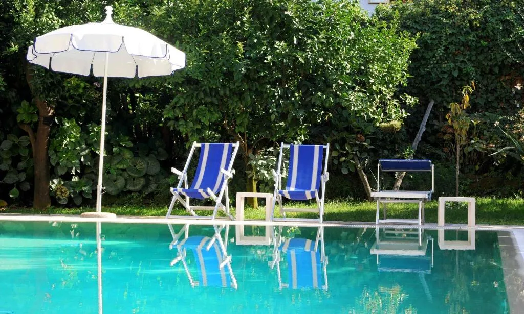 Pool, Tourist, Naples