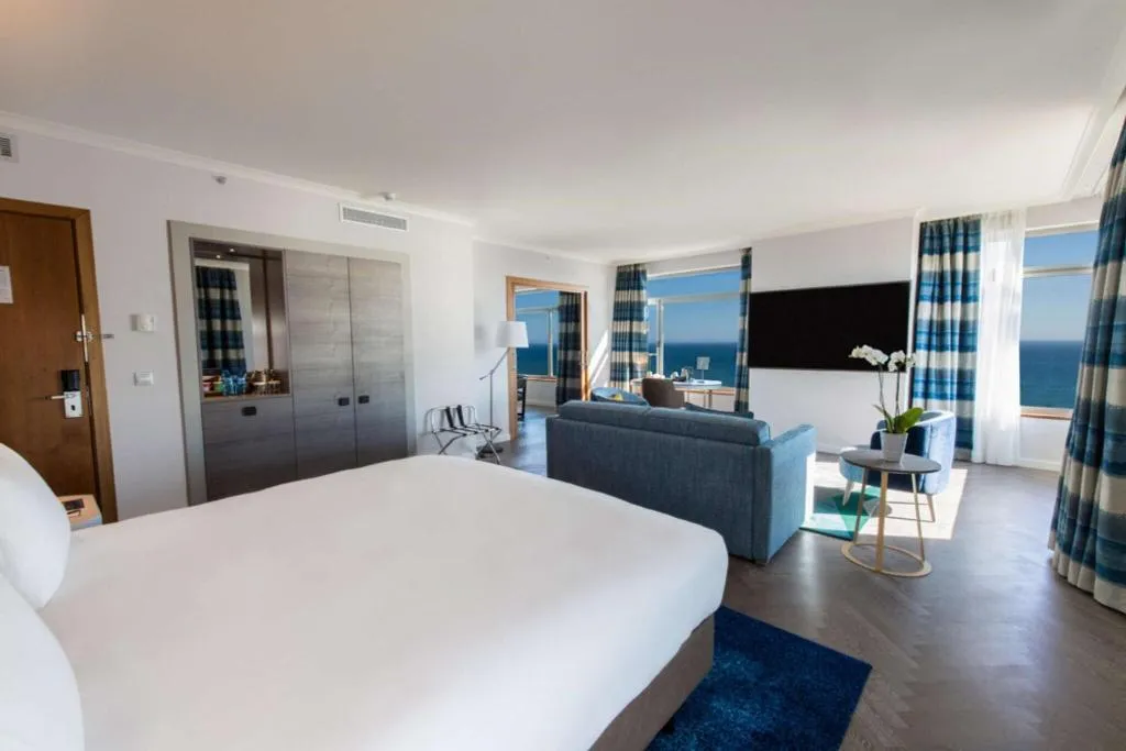 Room, Hilton Diagonal Mar Barcelona, Barcelona