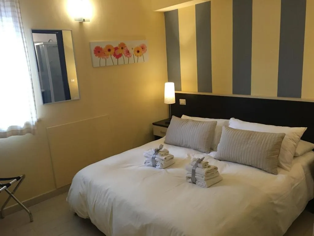 Room, Il Girasole Capo d'Orlando, Olbia
