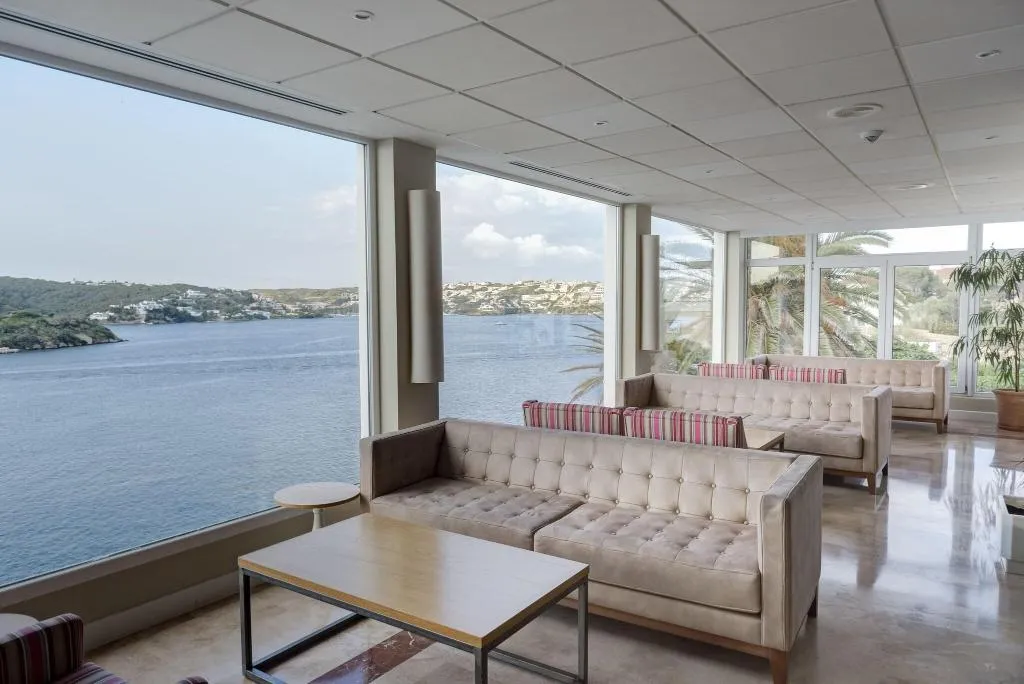 Lobby, Agamenon, Menorca