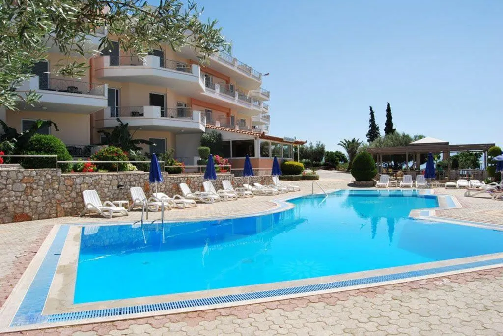 Pool, Panorama in Tolo, Athens