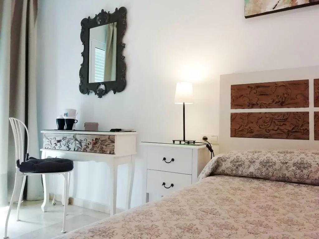Room, Hostal Tres Soles, Costa Del Sol