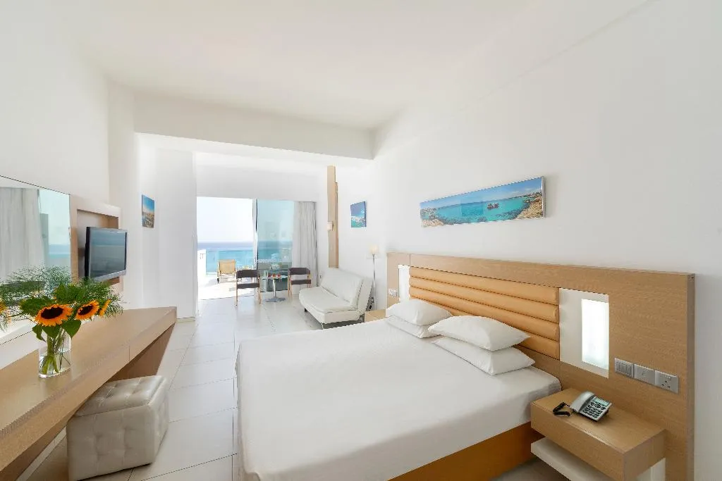 Double or Twin SEA VIEW WITH TERRACE Room, Vrissaki Beach Hotel, Cyprus
