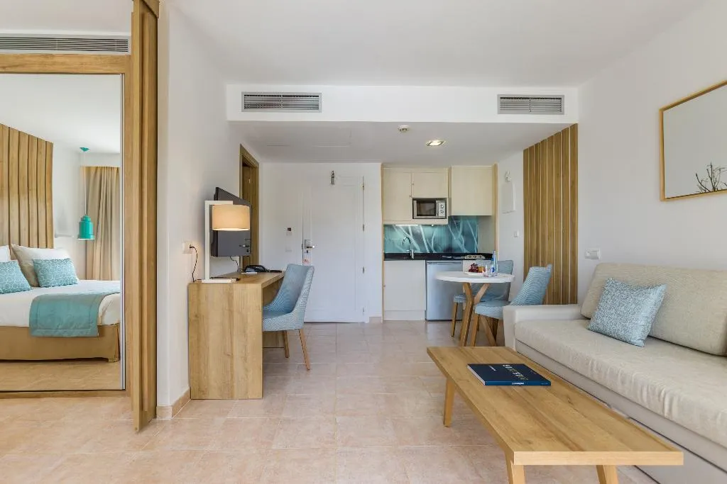 APARTMENT PREMIUM Room, Zafiro Palmanova, Majorca