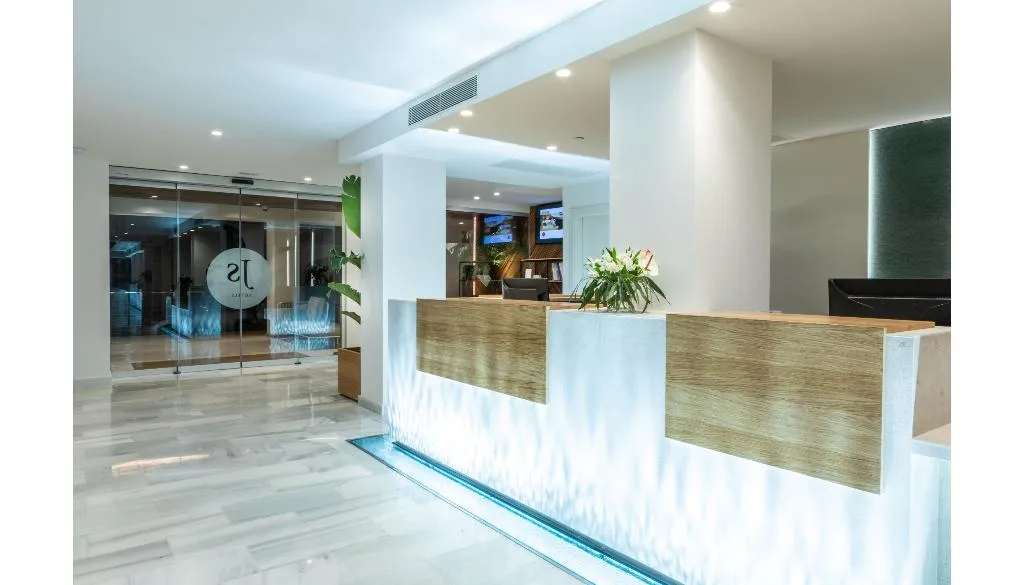 Lobby, JS Yate, Majorca