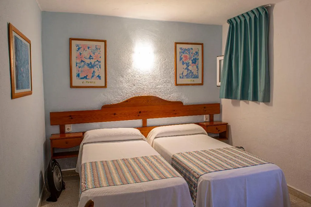 DOUBLE SINGLE USE STANDARD Room, Sa Paissa, Menorca