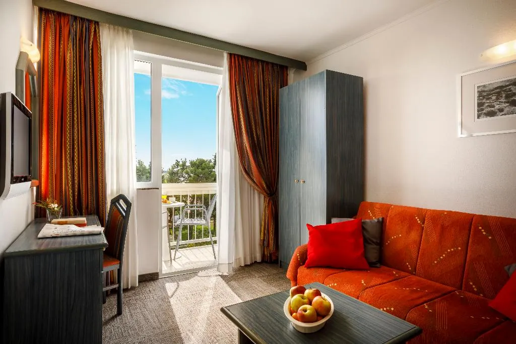 SUITE WITH BALCONY Room, Laguna Maradiso Hotel by Aminess, Istria