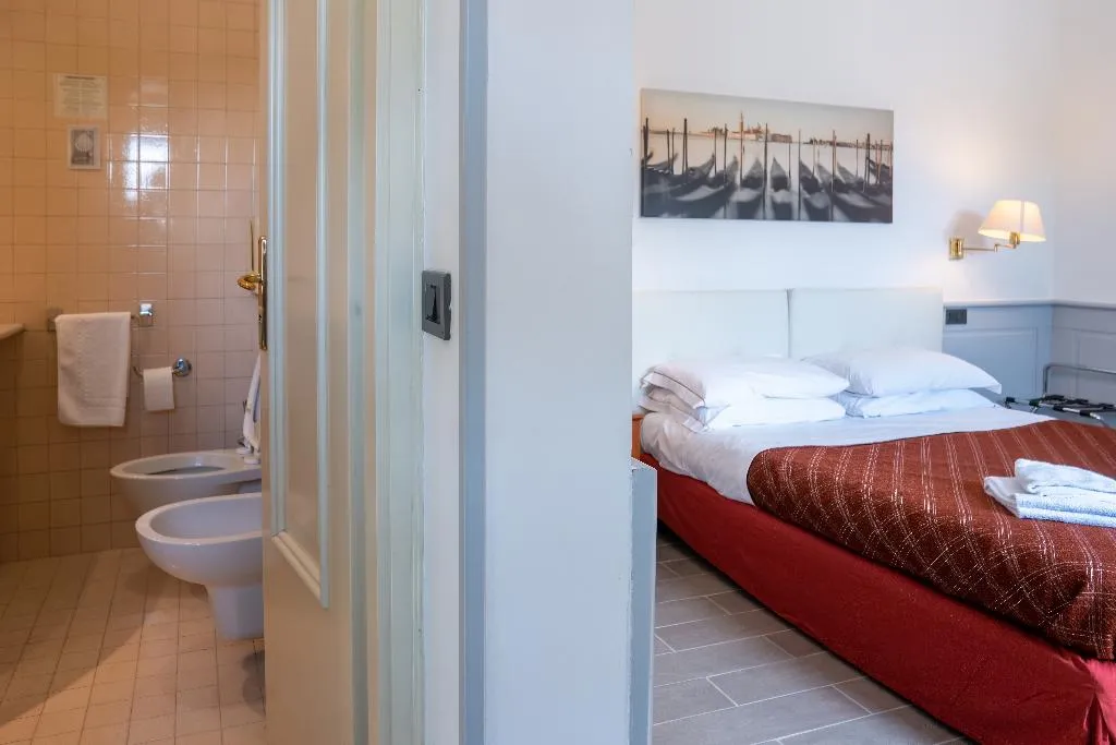 Double or Twin COMFORT Room, Alla Giustizia, Venice