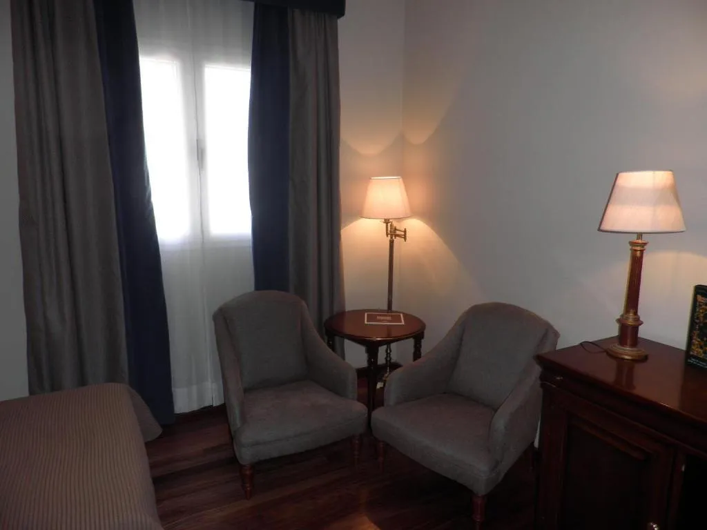 TWIN STANDARD Room, Parador de Cañadas del Teide, Tenerife