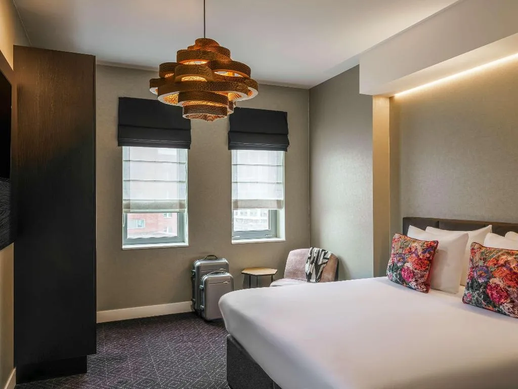 DOUBLE WITH DOUBLE BED Room, Mercure Hotel Amsterdam Sloterdijk Station, Amsterdam