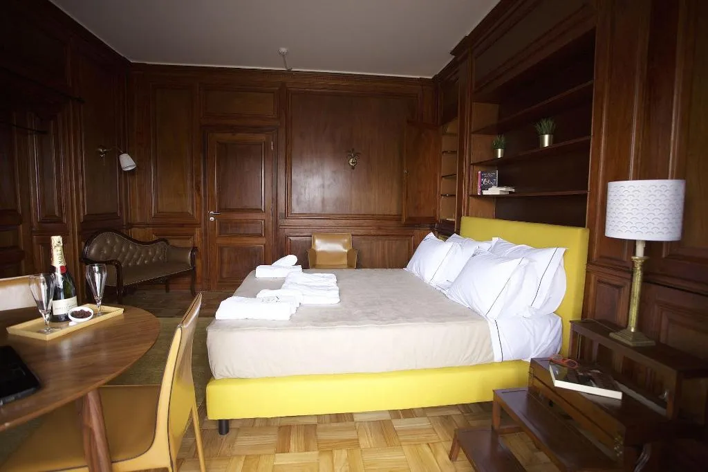 Room, Home Sweet Lisbon, Lisbon