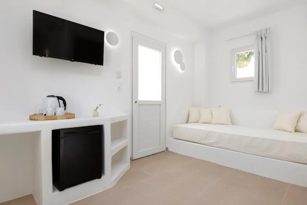 SUITE WITH BALCONY Room, Voca Hotel & Suites, Santorini