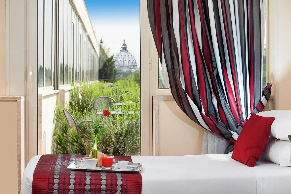 Double or Twin SUPERIOR WITH VIEWS Room, Cardinal Hotel St Peter Rome, Rome