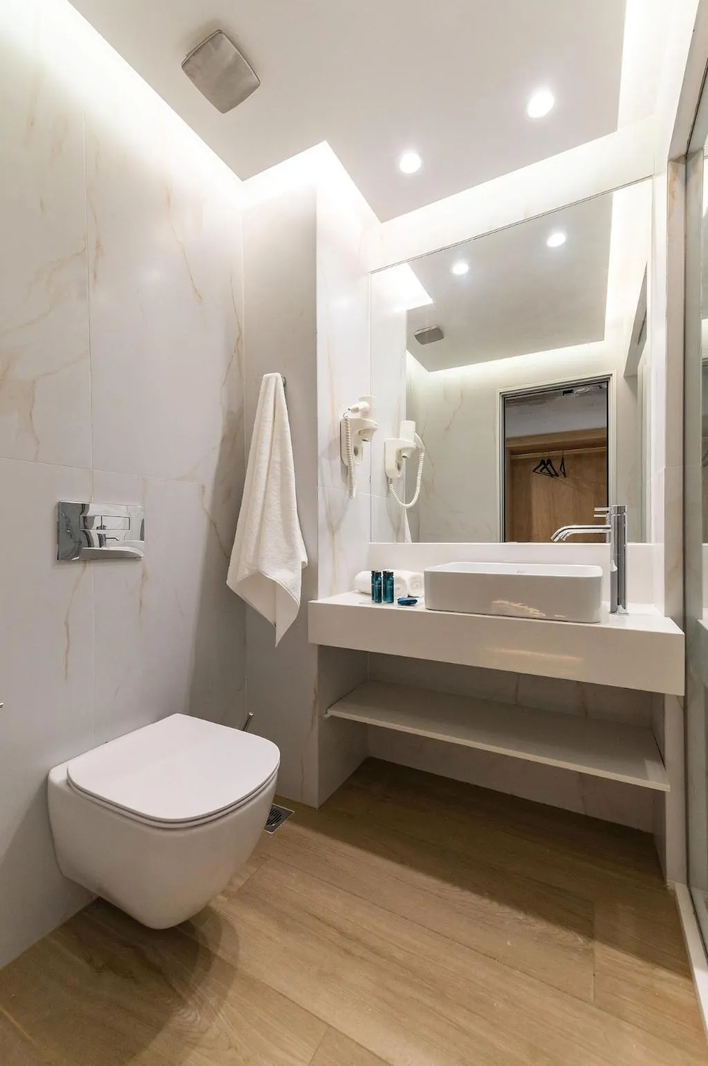 Room, Acandia, Rhodes