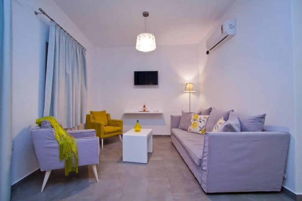 Room, Nemesis, Santorini