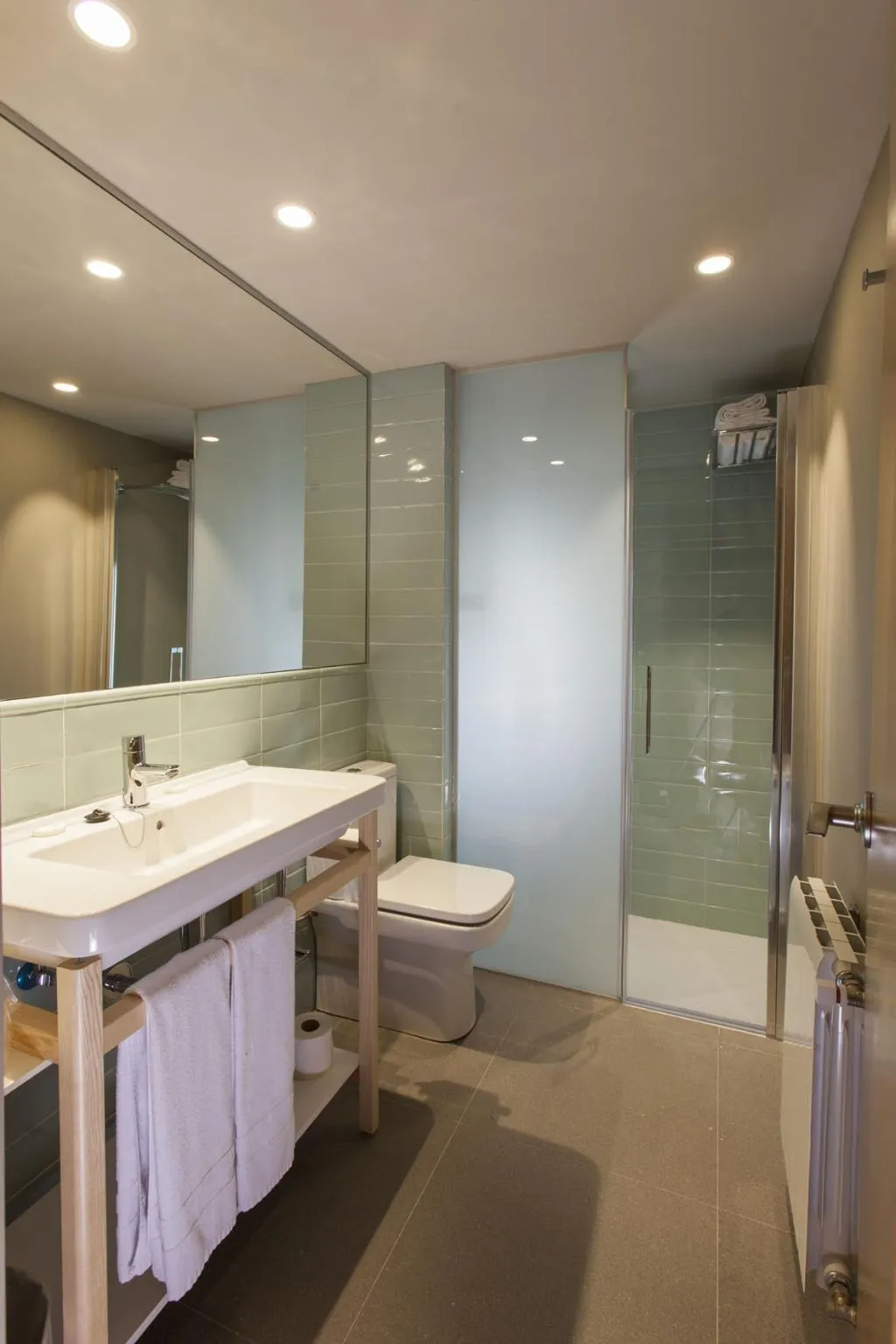 Double or Twin SUPERIOR Room, Vall de Nuria, Costa Brava