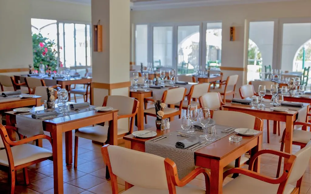 Restaurant, Hotel Maritur - Adults Only by Pierre & Vacances, Algarve