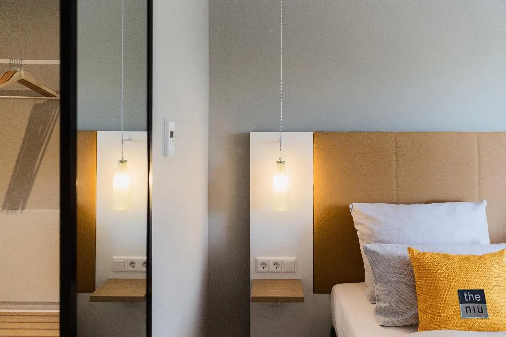 Double or Twin STANDARD Room, Holiday Inn - the niu, Dairy Haarlem, Amsterdam