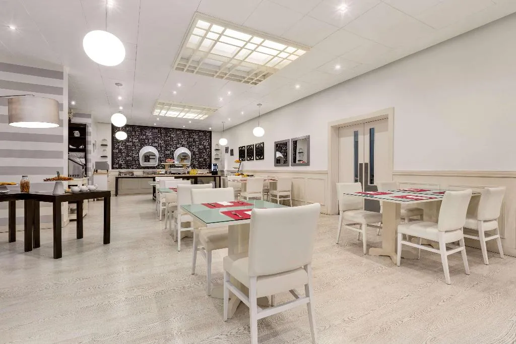 Restaurant, TRYP Montijo Parque Hotel, Lisbon