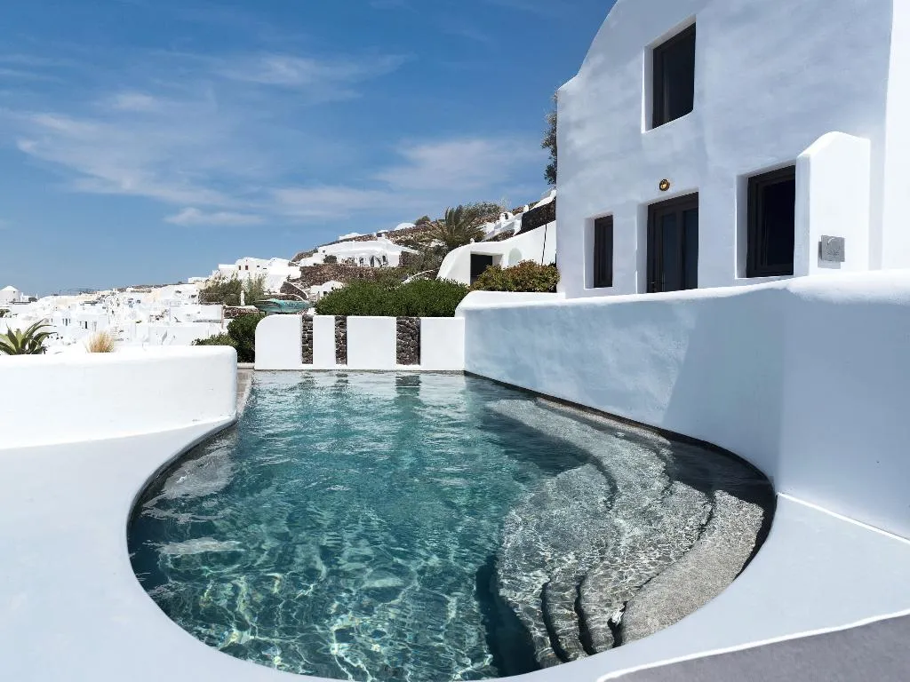 Pool, IKIES Santorini, Santorini