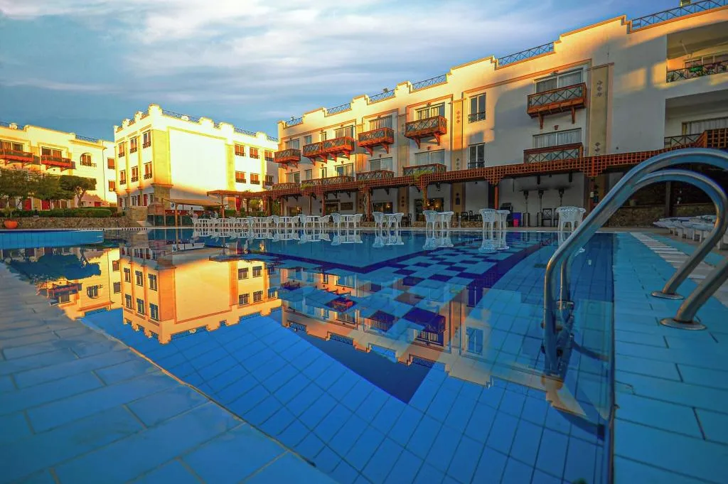 Pool, Falcon Naama Star Hotel, Red Sea Riviera